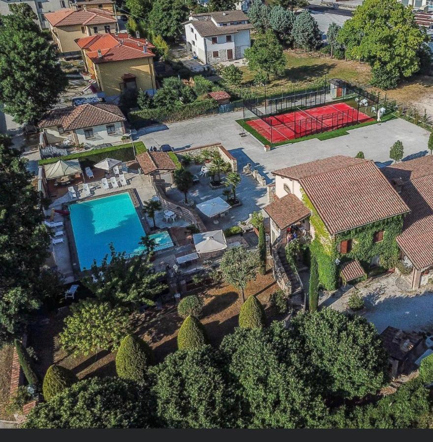 Villa Residenza Le Querce Bilocale Fossato di Vico Esterno foto
