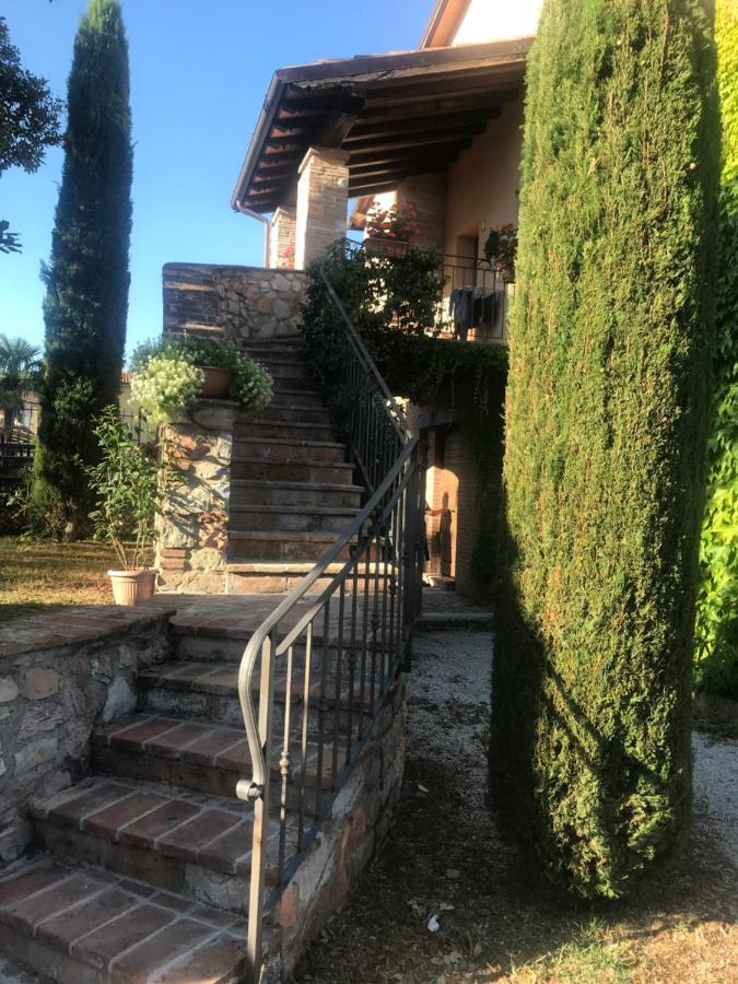 Villa Residenza Le Querce Bilocale Fossato di Vico Esterno foto